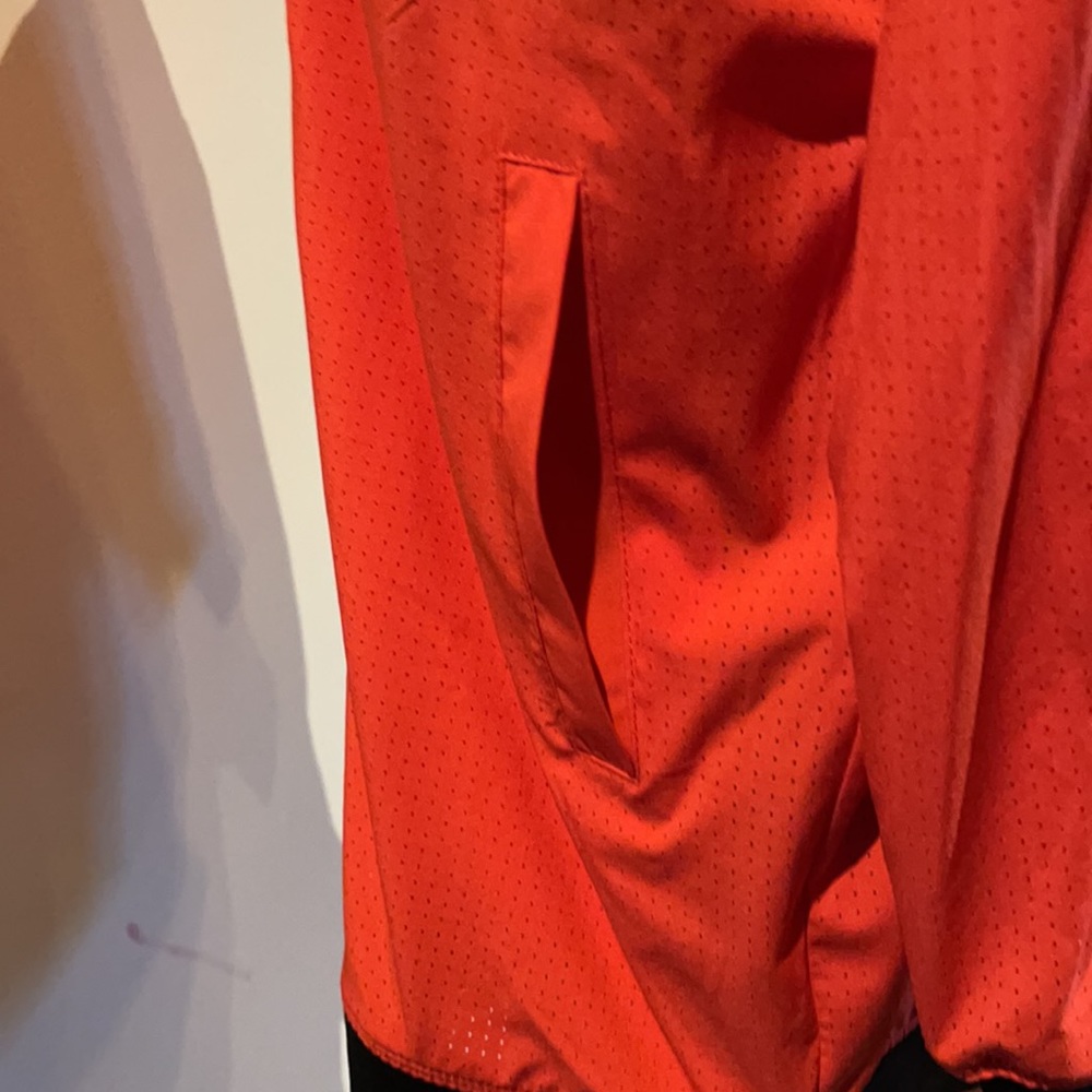 Track top - Picture 6 of 8